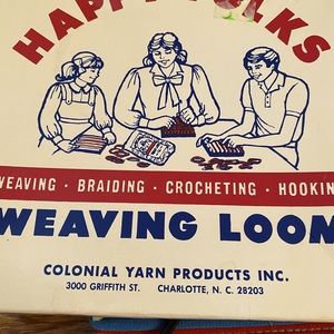 Vintage Happy Folks Weaving Loom with looper clips. Used to make square items